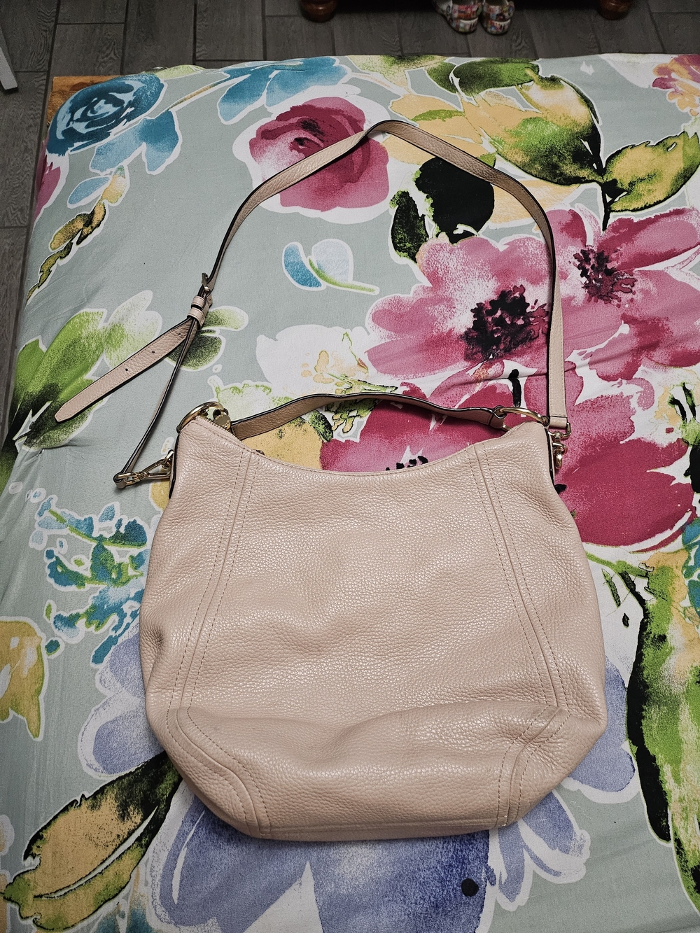 Michael Kors Pebbled Leather Shoulder Bag in Blush